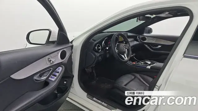 Mercedes-Benz C-Class 2020 — Фото 10/20