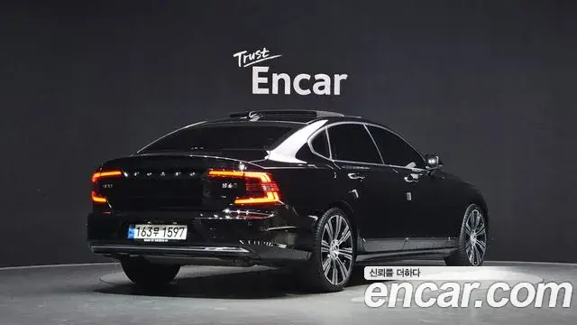 Volvo S90 2022 — Фото 2/20