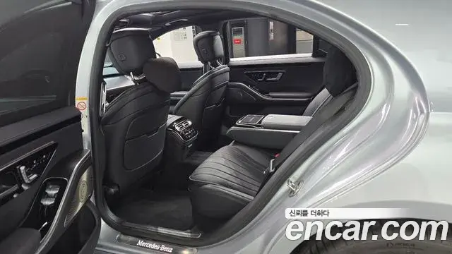 Mercedes-Benz S-Class 2022 — Фото 11/20