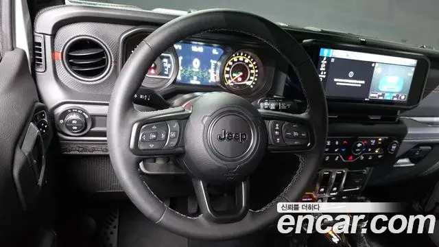 Jeep Wrangler 2026 — Фото 12/20