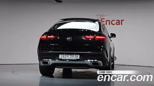 Mercedes-Benz GLE-Class 2025 — Фото 4/20