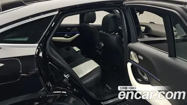 Mercedes-Benz GLE-Class 2025 — Фото 12/20