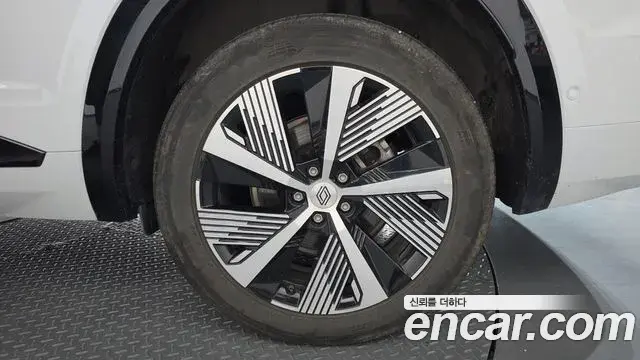 Renault Samsung Grand Koleos 2024 — ფოტო 4/34