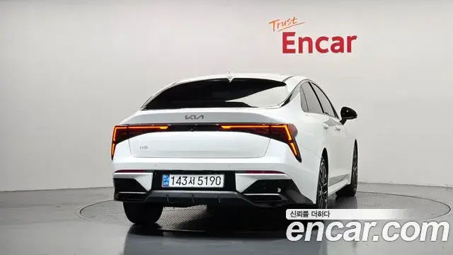 Kia K5 2024 — Şəkil 15/20