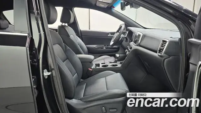 Kia Sportage The Bold 2018 — Фото 11/20