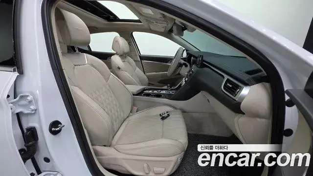 Genesis G70 2020 — Photo 8/34