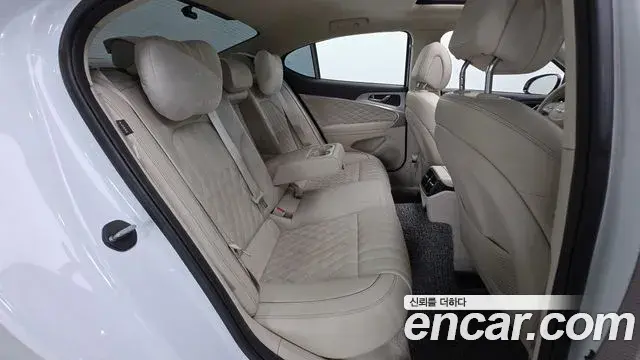 Genesis G70 2020 — Photo 9/34