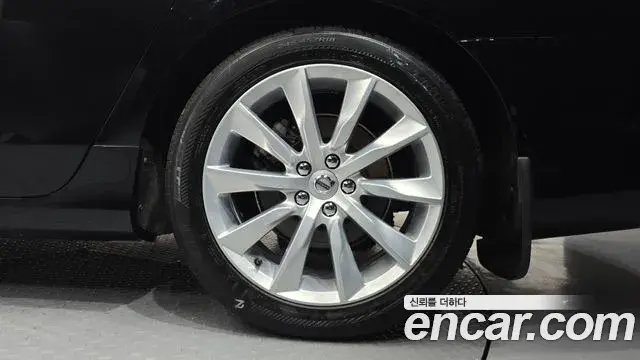 Volvo S90 2018 — Photo 17/30