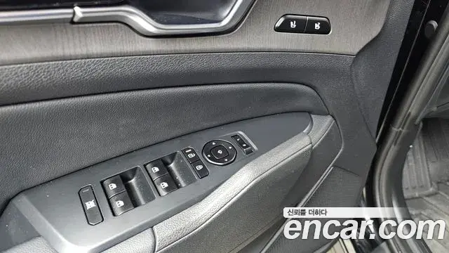 Kia Sportage 2025 — Photo 9/33