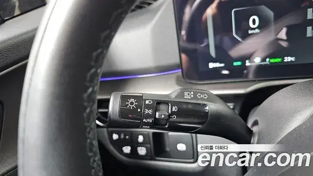 Kia Sportage 2025 — Photo 12/33