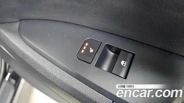 Kia Sportage 2025 — Photo 17/33