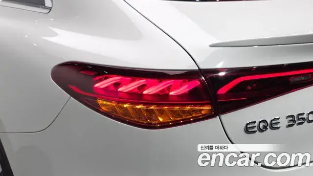 Mercedes-Benz EQE 2023 — ფოტო 37/38