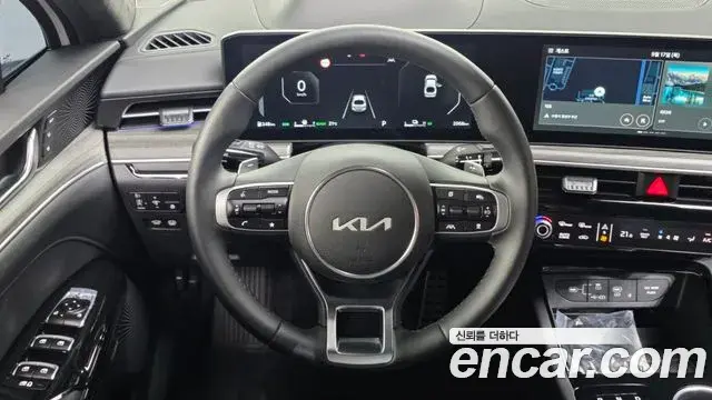 Kia K5 2025 — Şəkil 4/39
