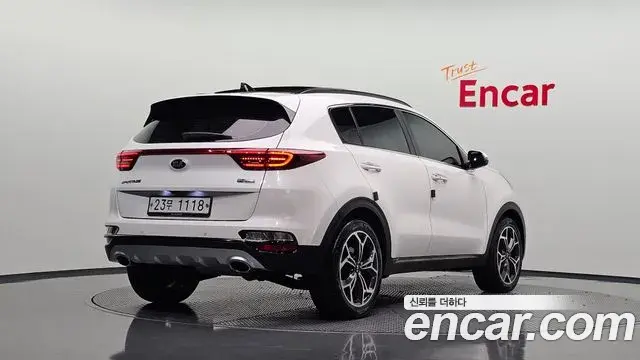 Kia Sportage The Bold 2019 — Фото 2/20