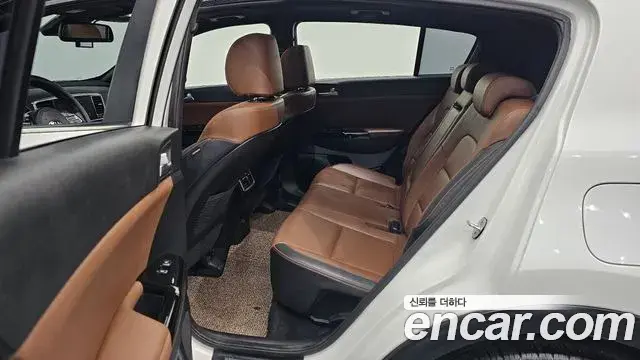 Kia Sportage The Bold 2019 — Фото 12/20