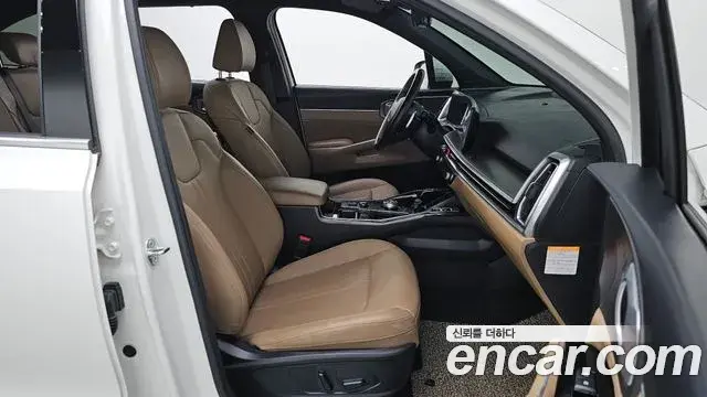 Kia Sorento 2023 — Фото 12/20