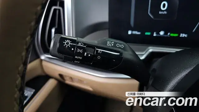 Kia Sorento 2023 — Photo 30/36