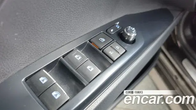 Toyota Camry 2019 — Şəkil 1/32