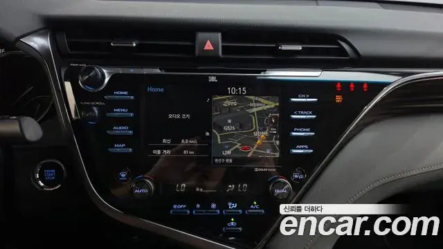 Toyota Camry 2019 — Şəkil 2/32