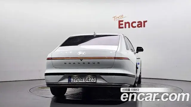 Hyundai Grandeur 2023 — Фото 4/20