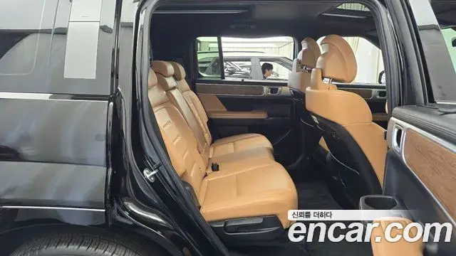 Hyundai Santa Fe 2023 — Фото 11/20