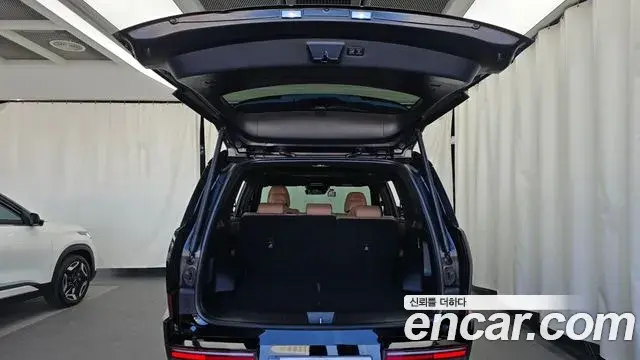 Hyundai Santa Fe 2023 — Фото 17/20
