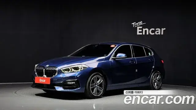 BMW 1 Series 2022 — Фото 1/20