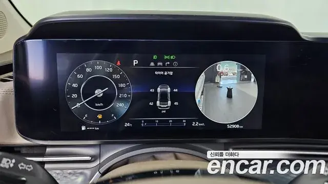 Kia Carnival 2021 — Фото 8/20