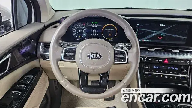 Kia Carnival 2021 — Фото 14/20