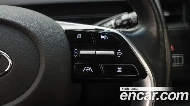 Hyundai Staria 2021 — Фото 10/20