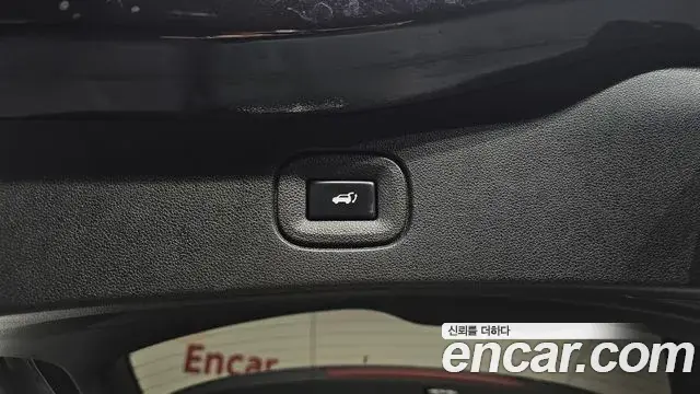 Renault Samsung QM6 2021 — ფოტო 15/36