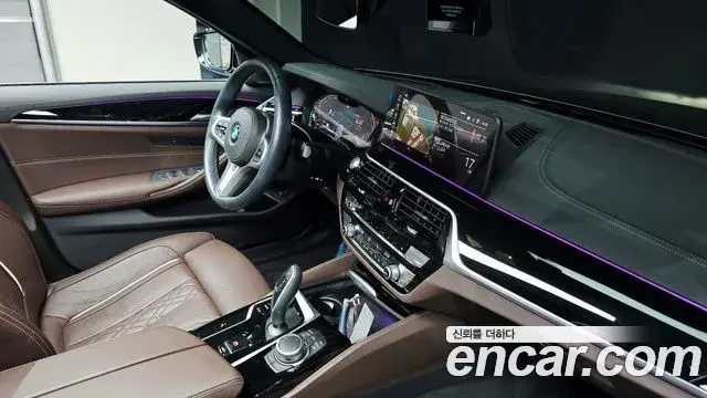 BMW 5 Series 2022 — Фото 19/20
