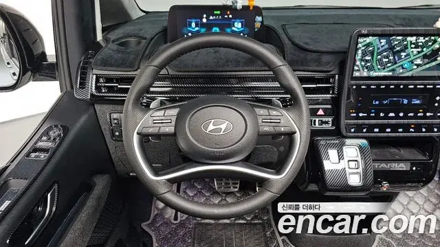 Hyundai Staria 2025 — Фото 13/20