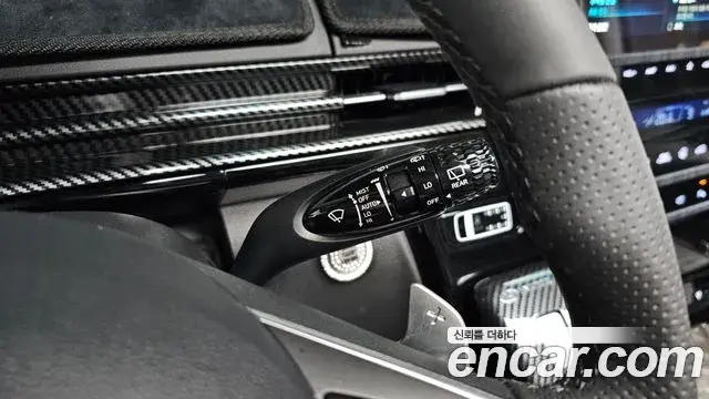 Hyundai Staria 2025 — Фото 18/20