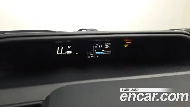 Toyota Prius C 2019 — Фото 7/20