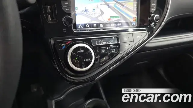 Toyota Prius C 2019 — Photo 20/31