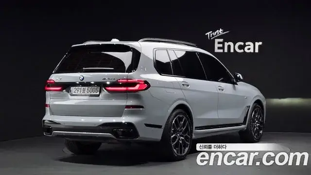 BMW X7 2025 — Фото 2/20