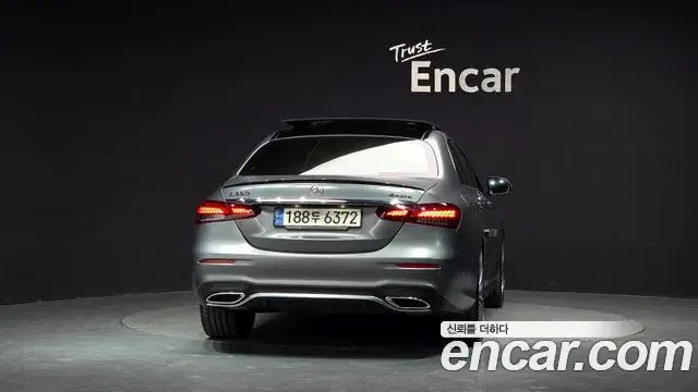 Mercedes-Benz E-Class 2022 — Фото 3/20