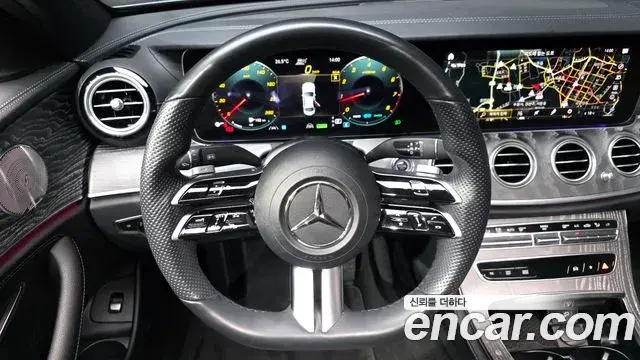 Mercedes-Benz E-Class 2022 — Фото 14/20