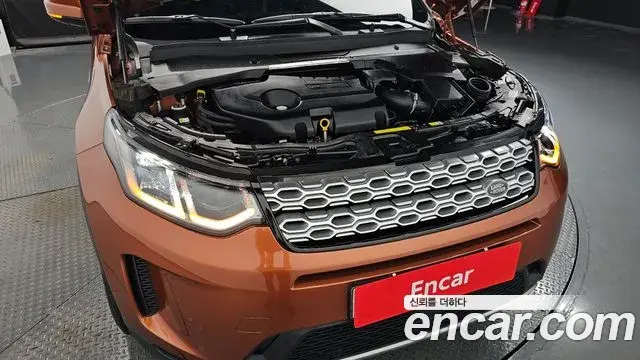 Land Rover Discovery Sport 2020 — Фото 6/20