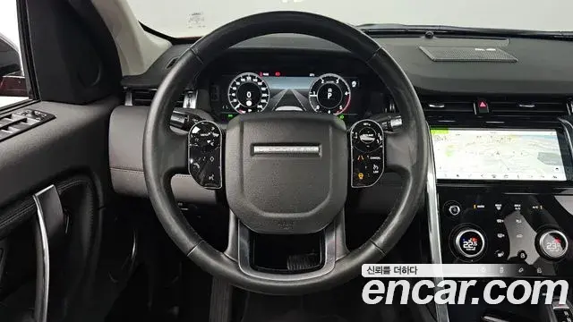 Land Rover Discovery Sport 2020 — Фото 13/20