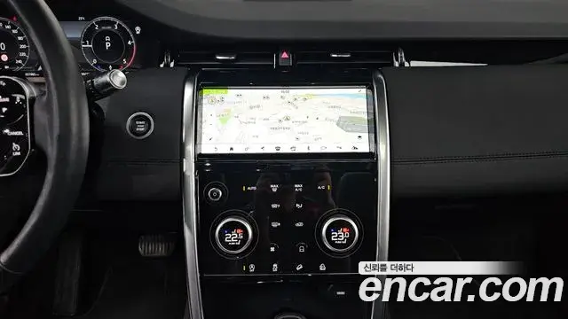 Land Rover Discovery Sport 2020 — Фото 14/20