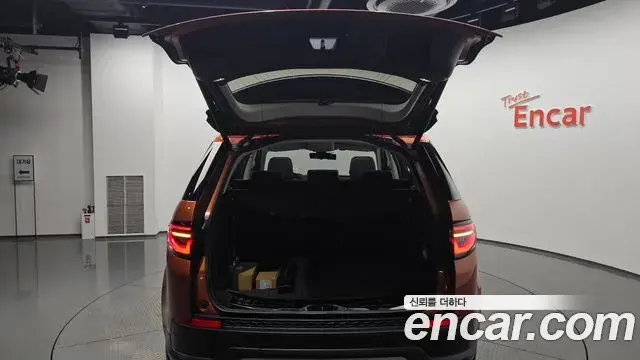 Land Rover Discovery Sport 2020 — Фото 20/20