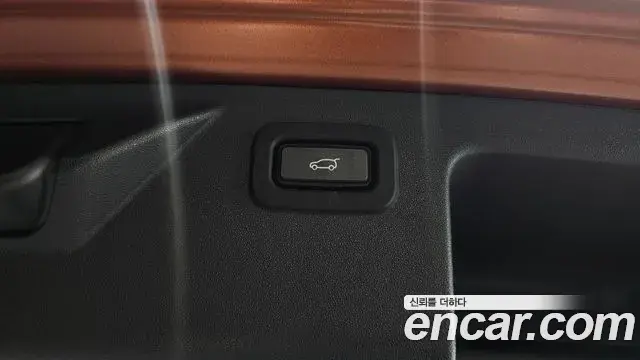 Land Rover Discovery Sport 2020 — ფოტო 25/33