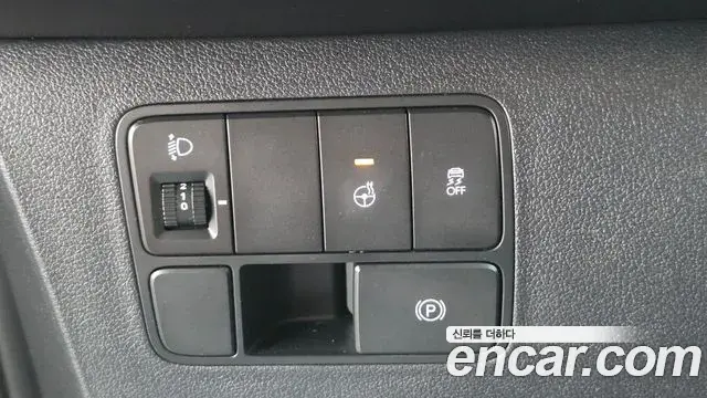 Hyundai Staria 2024 — Фото 19/20