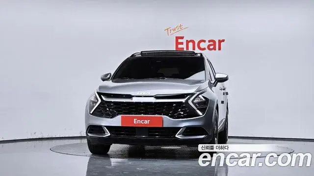 Kia Sportage 2021 — Фото 3/20