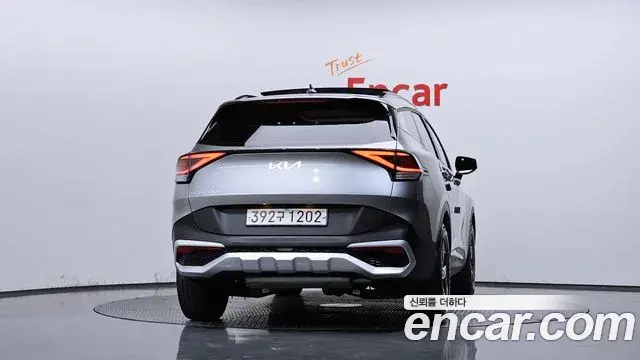 Kia Sportage 2021 — Фото 4/20
