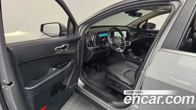 Kia Sportage 2021 — Фото 10/20