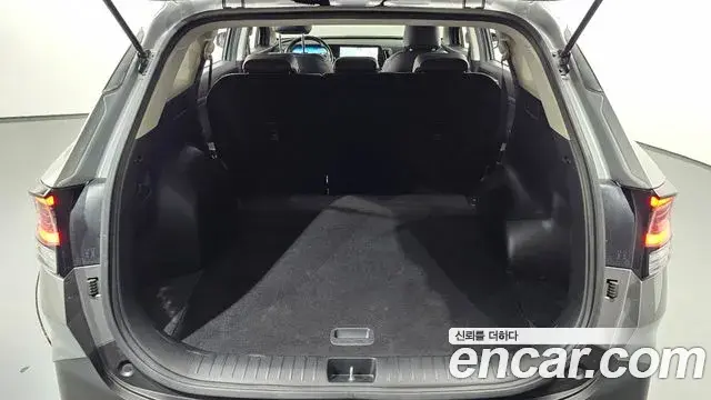 Kia Sportage 2021 — Фото 19/20