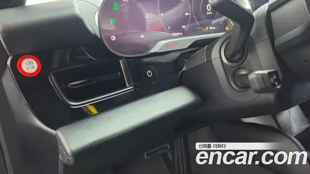 Porsche Taycan 2021 — Photo 13/40